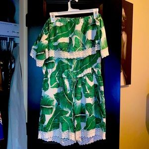 Green leafed romper. Perfect for the summer.